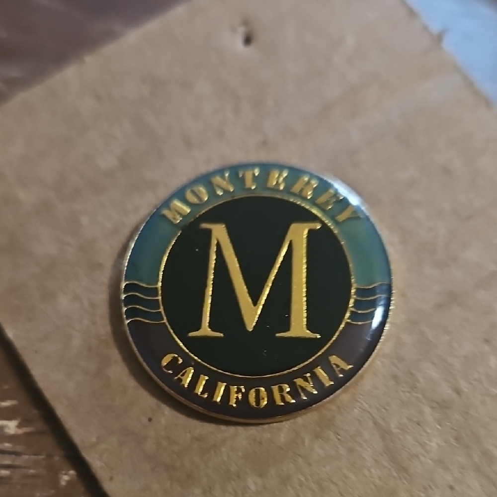 Vintage Monterey California Tourist Lapel Pin‎ Tie Pin